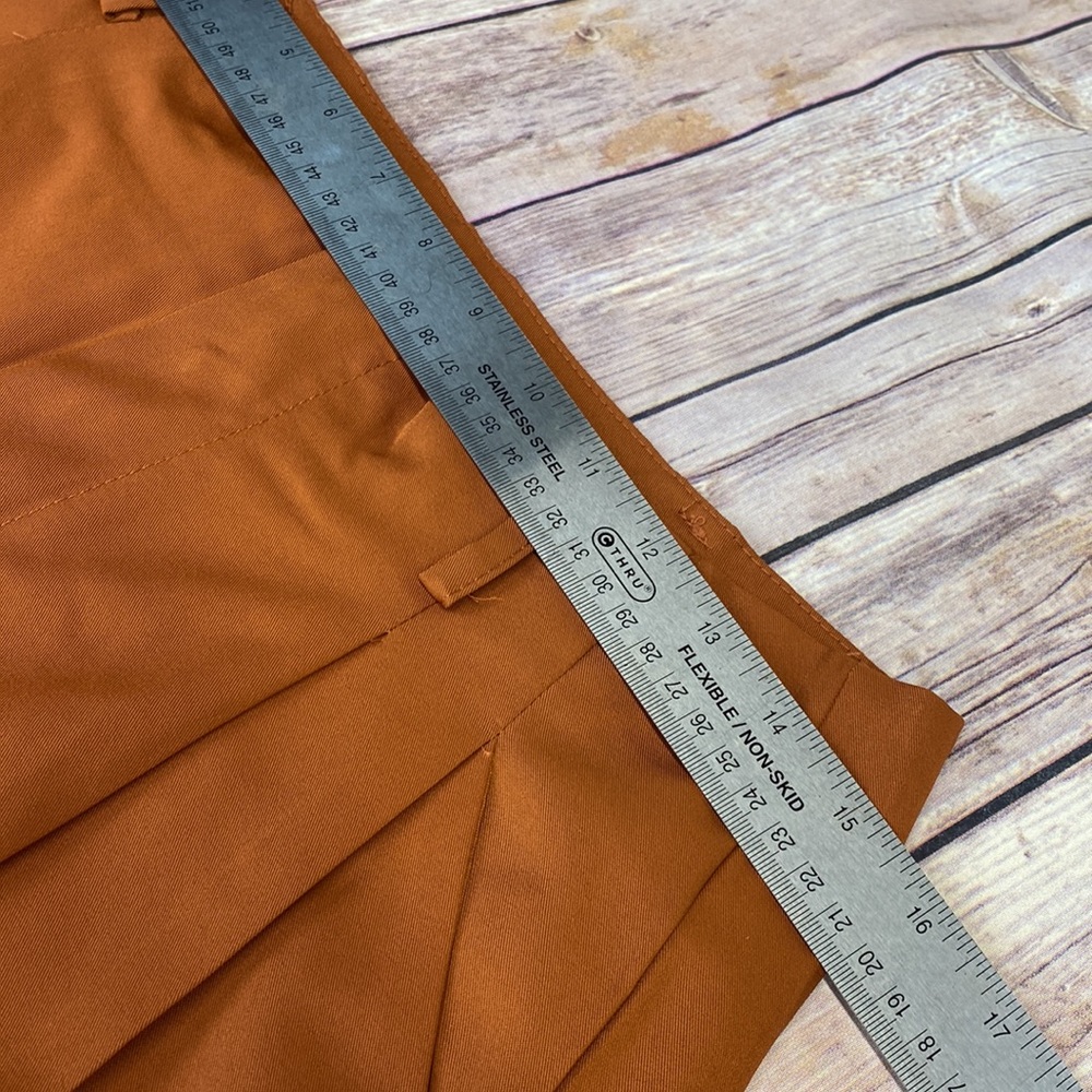SHEIN Two-Piece Crop Top and Pants - Picture 5 of 8